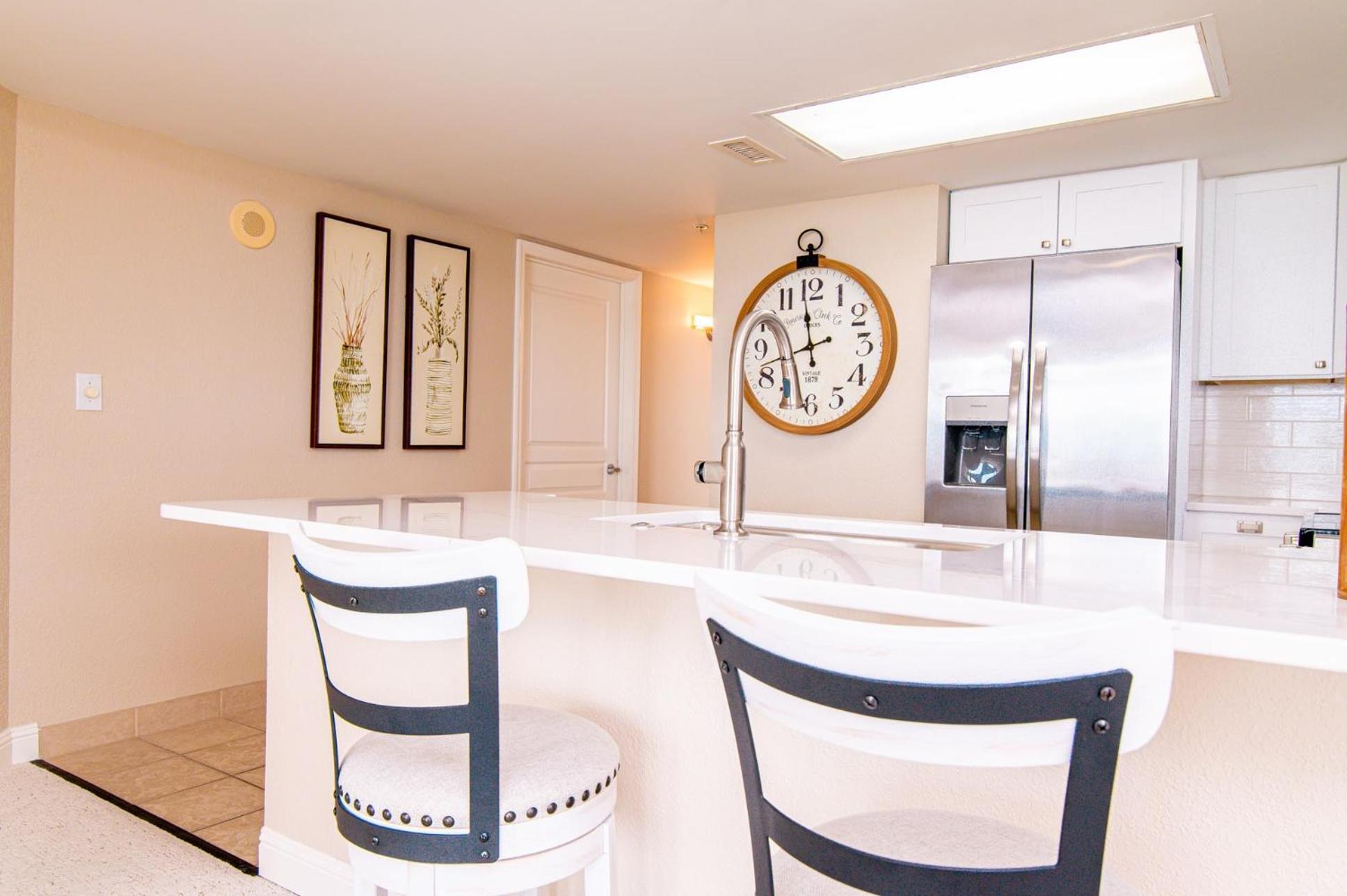 Bay Watch Resort Luxe Oceanfront End Unit Миртл-Бич Экстерьер фото