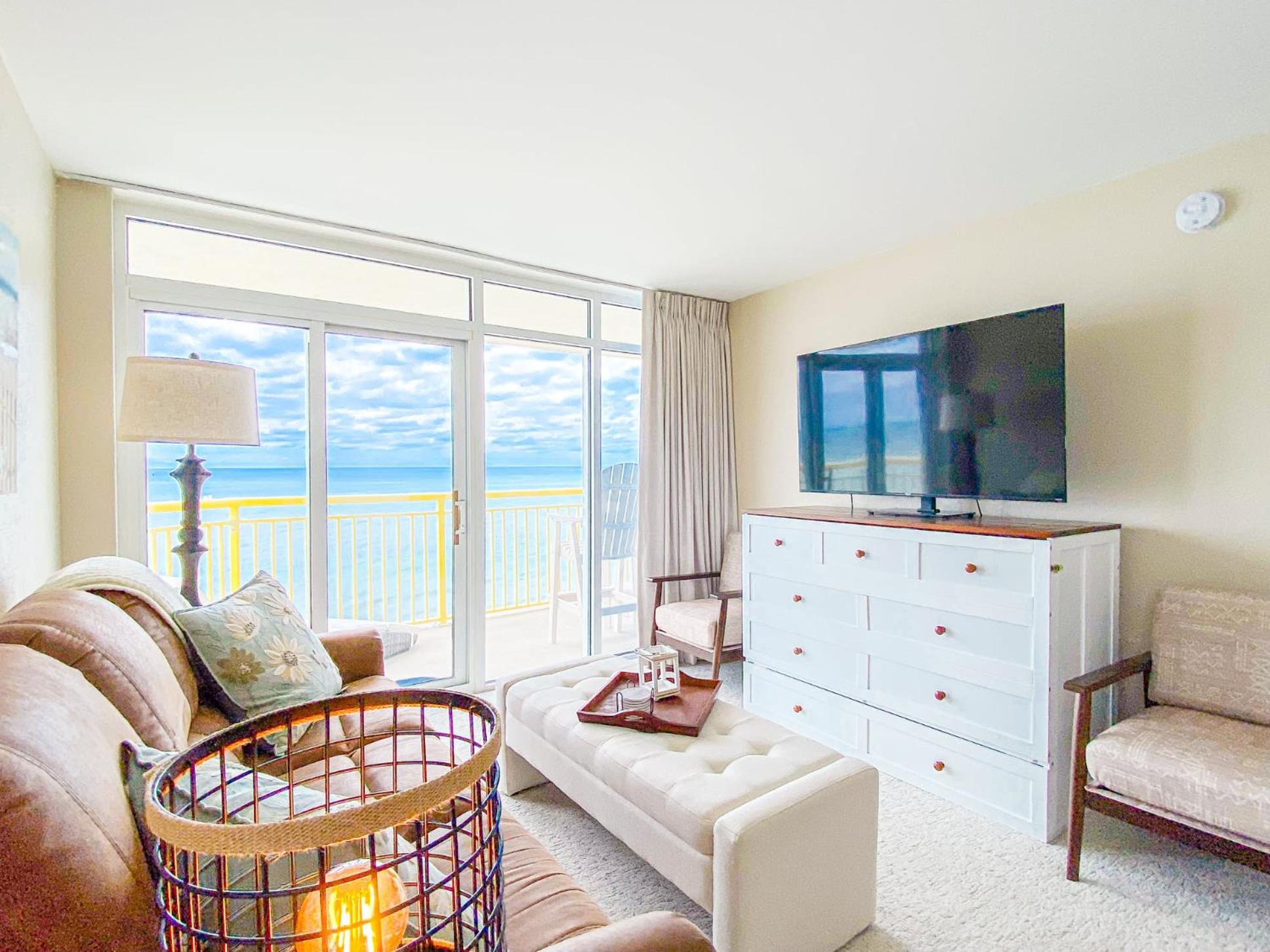 Bay Watch Resort Luxe Oceanfront End Unit Миртл-Бич Экстерьер фото