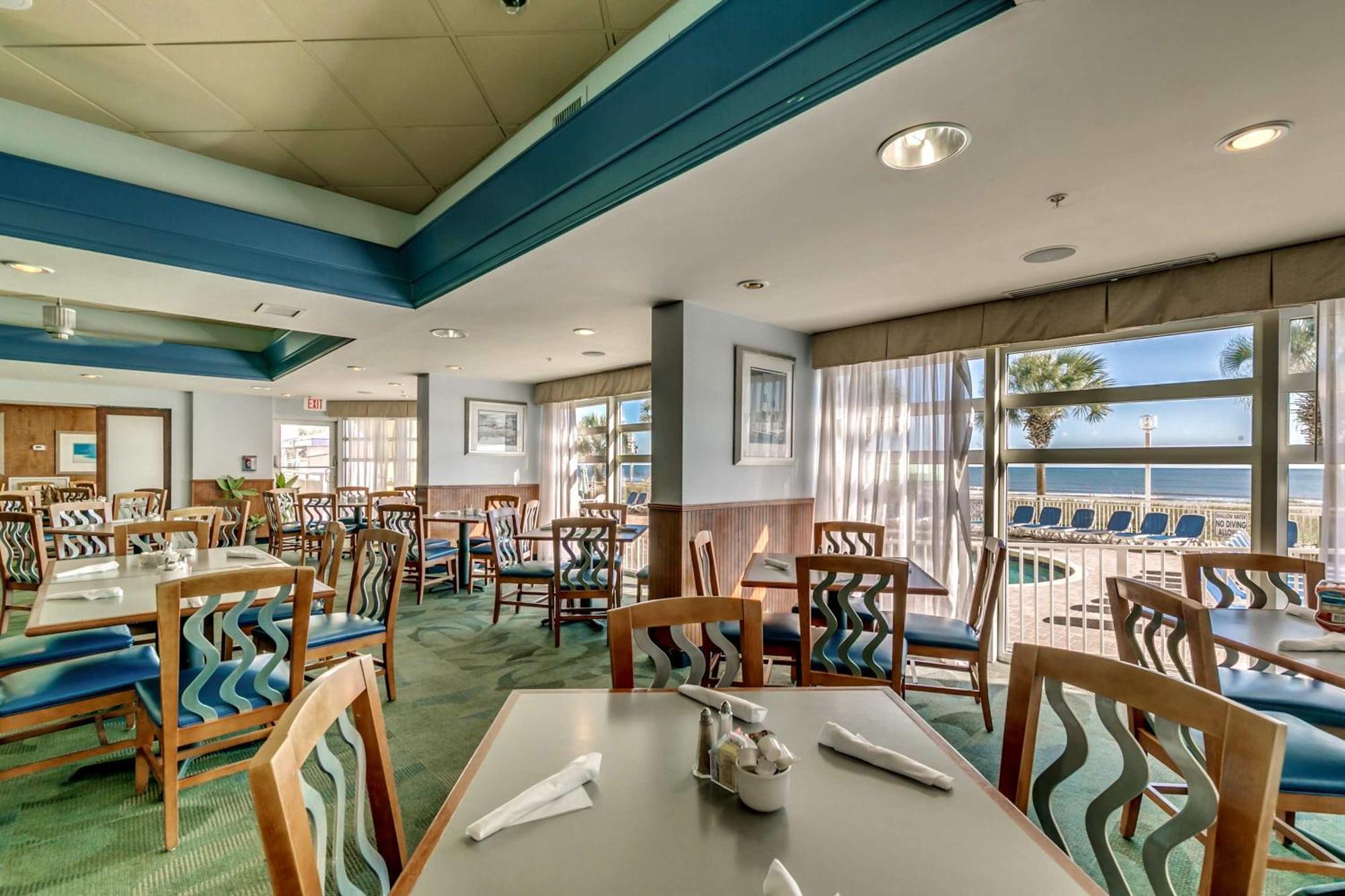 Bay Watch Resort Luxe Oceanfront End Unit Миртл-Бич Экстерьер фото